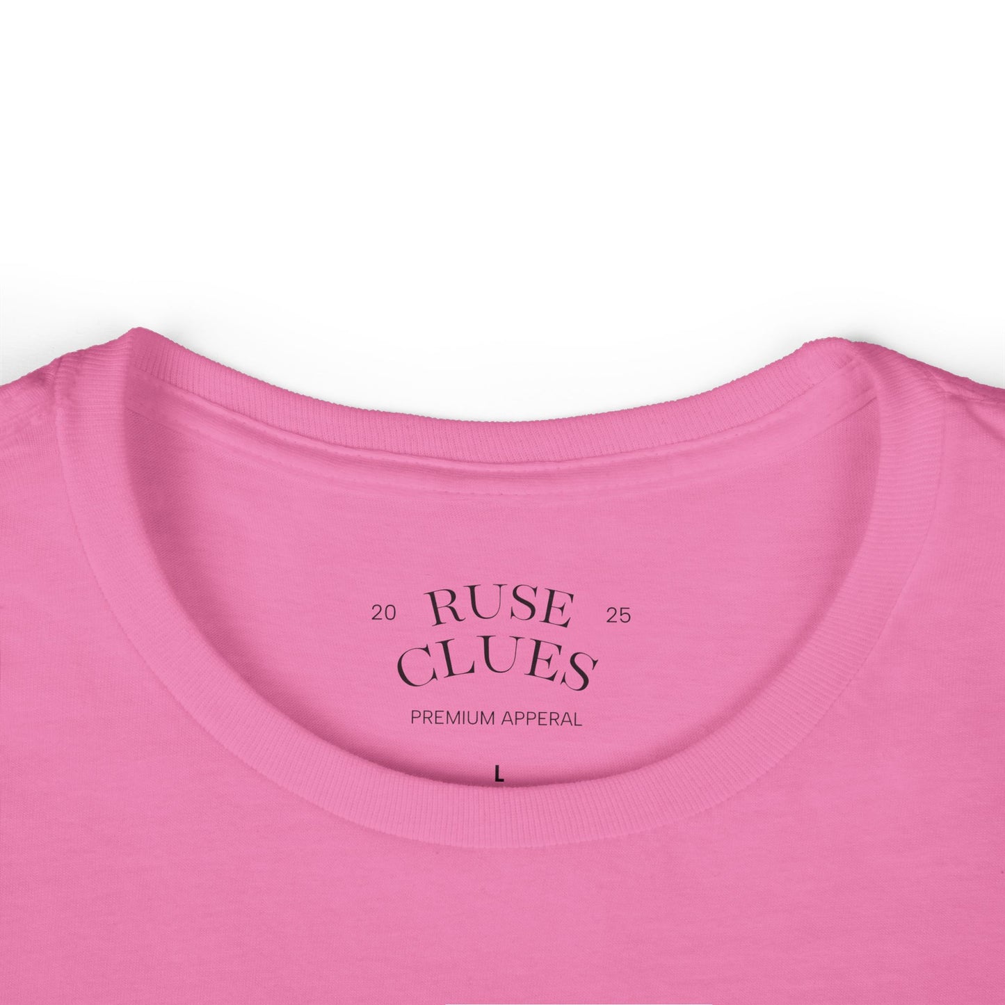 Women's Graphic Ruse Clues® Tee, Casual T-Shirt, Everyday Wear, Gift for Friends, Fun Summer Top